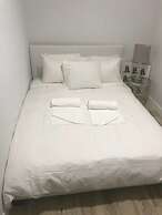 Best Deal 2BR Modern Beachfront Ocean Drive Wifi