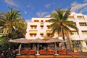 Best Deal 2BR Modern Beachfront Ocean Drive Wifi