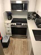 Best Deal 2BR Modern Beachfront Ocean Drive Wifi