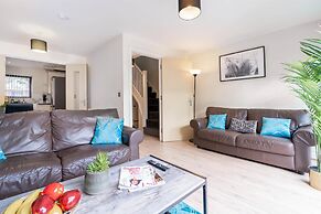 Modern Townhouse Close to Birmingham City Centre