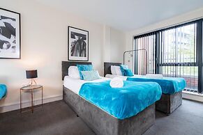 Modern Townhouse Close to Birmingham City Centre