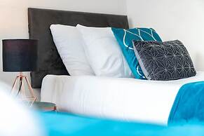 Modern Townhouse Close to Birmingham City Centre