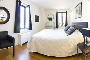 Brussels - Louise Stephanie IV D