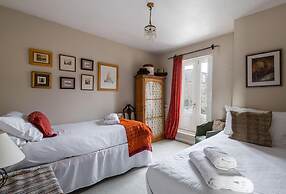 Charming Chiswick Home