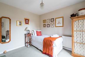 Charming Chiswick Home