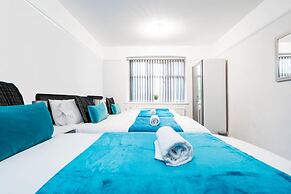 Family Home With Garden in Prime Birmingham Location