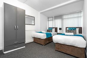 Family Home With Garden in Prime Birmingham Location