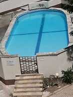 Nyali Mall Apartments by CHH
