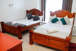 Nyali Mall Apartments by CHH