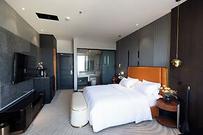 New Century Dalat Hotel