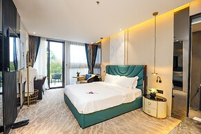 New Century Dalat Hotel