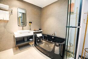 New Century Dalat Hotel