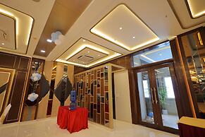 Hotel Taj Crown Plaza