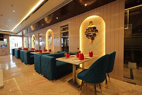 Hotel Taj Crown Plaza