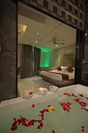 Hotel Taj Crown Plaza