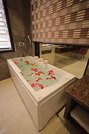 Hotel Taj Crown Plaza