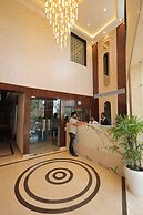 Hotel Taj Crown Plaza