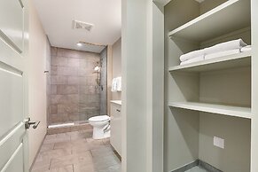 Amazing 4-Bedroom Haven in the Heart of New Orleans