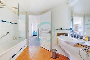 ZEN88 ESPLANADE - 3BR Luxury Suite Apt