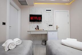 Lavender Airport Hotel