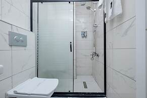 Lavender Airport Hotel