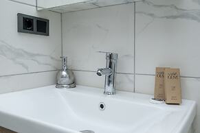 Lavender Airport Hotel