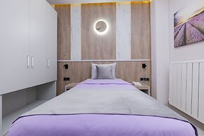 Lavender Airport Hotel