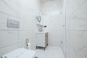 Lavender Airport Hotel