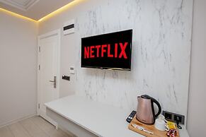 Lavender Airport Hotel