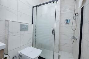 Lavender Airport Hotel