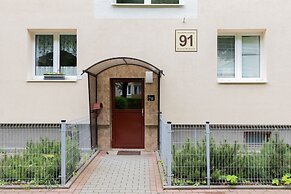 Cozy Apartament Redłowo by Renters