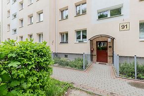 Cozy Apartament Redłowo by Renters