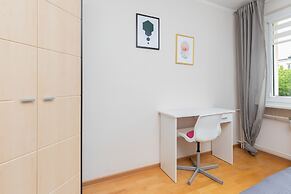 Cozy Apartament Redłowo by Renters