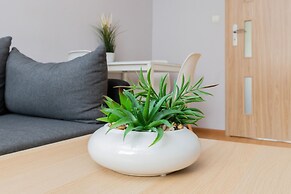 Cozy Apartament Redłowo by Renters