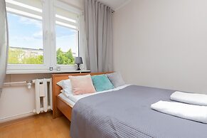 Cozy Apartament Redłowo by Renters