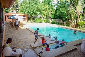 Mtwapa Luxury Apartments by CHH