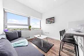 Captivating 1-bed Apartment 15 min to Londonbridge