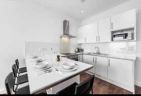 Captivating 1-bed Apartment 15 min to Londonbridge