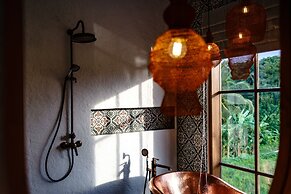 Tembaga villa by EVDEkimi