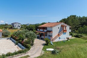 Apartment 50 Meters From Sea in Pasman A3