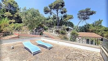 Dis004 in Marittima With 4 Bedrooms and 3 Bathrooms