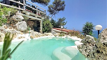 Dis004 in Marittima With 4 Bedrooms and 3 Bathrooms