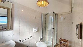 Sal032 in Salve With 3 Bedrooms and 2 Bathrooms