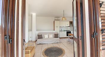 Sal032 in Salve With 3 Bedrooms and 2 Bathrooms