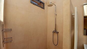 Cis002 in Cisternino