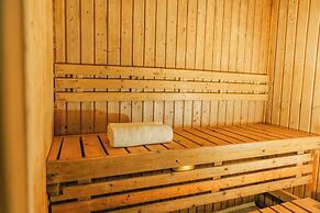 Pacific Bay Grand Suites