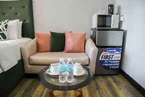 Pacific Bay Grand Suites