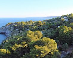 Cst002d in Castro With 5 Bedrooms and 4 Bathrooms