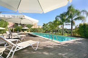 Pat016 in Pat With 8 Bedrooms and 8 Bathrooms