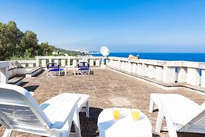 And001 in Andrano With 4 Bedrooms and 2 Bathrooms